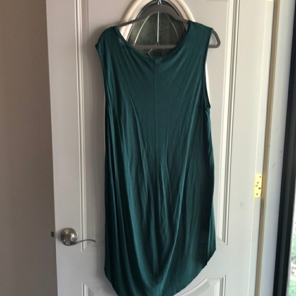 Asymmetrical Hi Lo Top - Picture 2 of 2